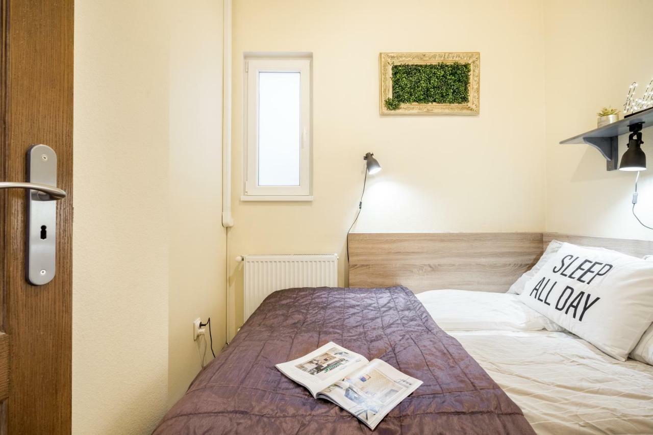 A9 Houseleek Astoria Appartement Boedapest Buitenkant foto